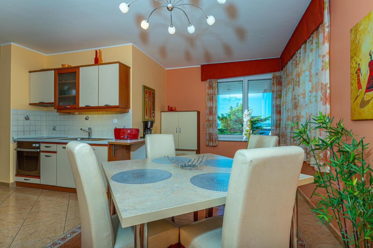 Apartman Rima Dramalj Kültér fotó