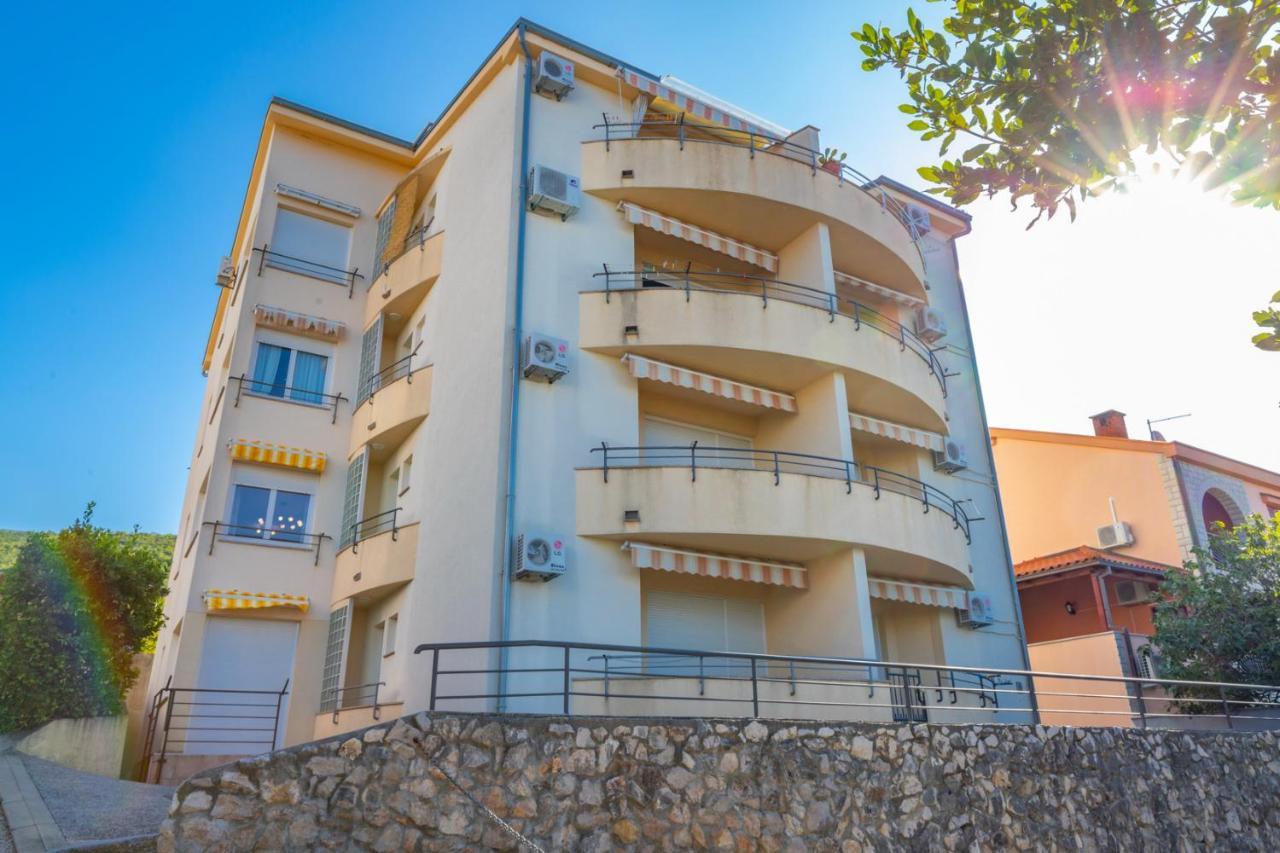 Apartman Rima Dramalj Kültér fotó