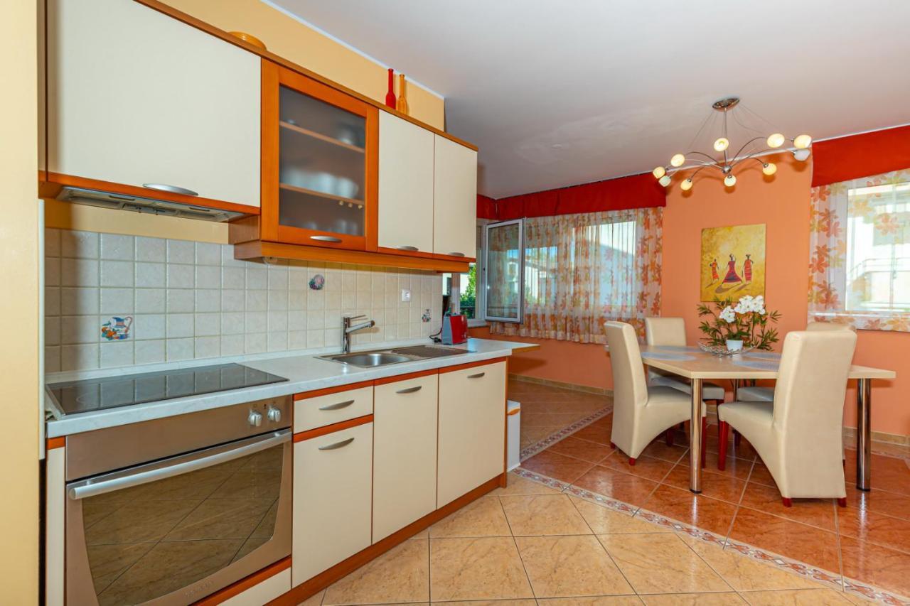 Apartman Rima Dramalj Kültér fotó
