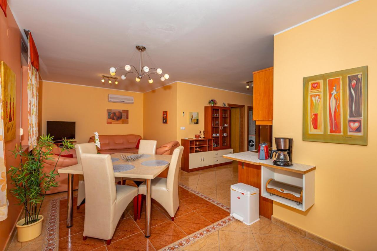 Apartman Rima Dramalj Kültér fotó