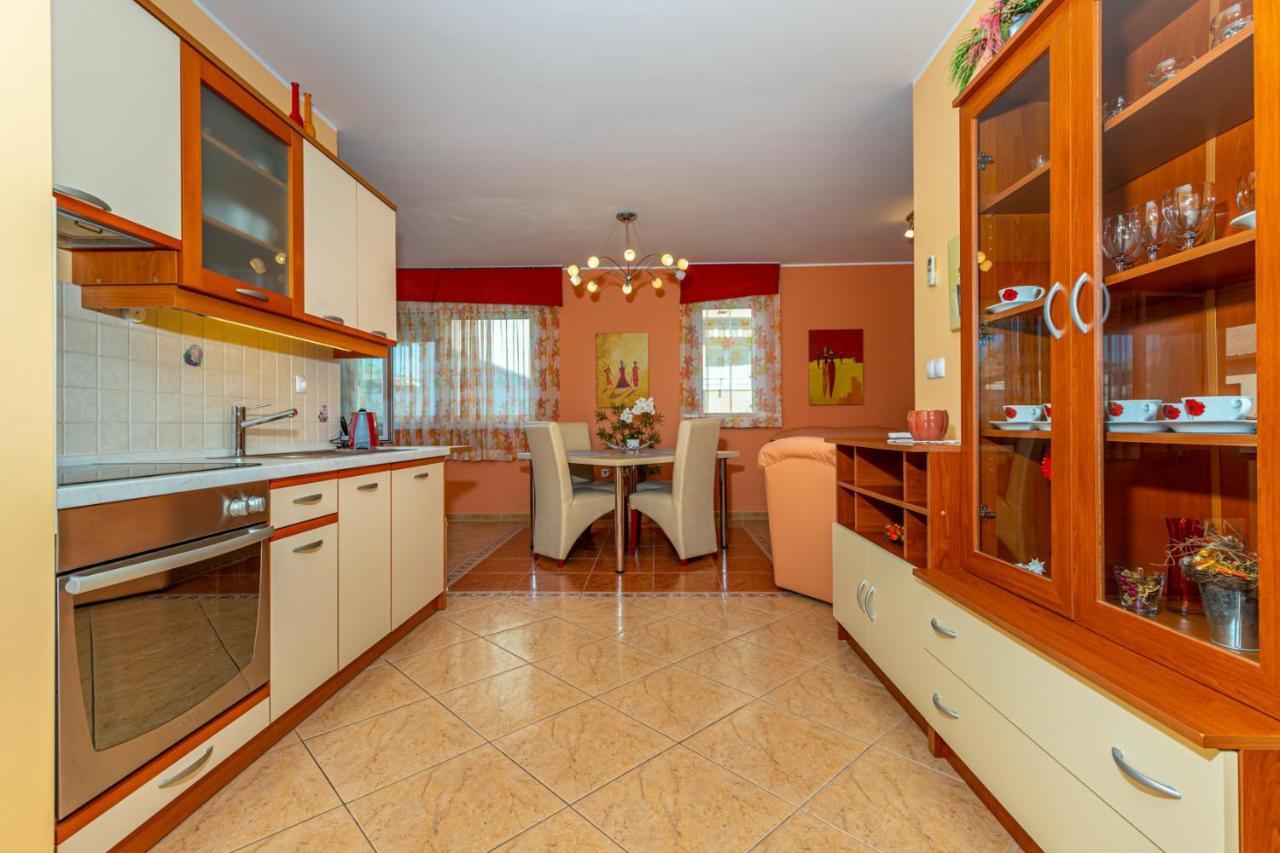Apartman Rima Dramalj Kültér fotó